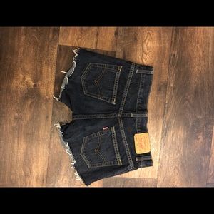 Levi cut offs